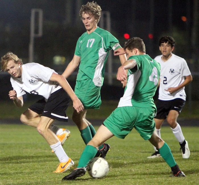 Boys soccer Fort Myers vs. Lakewood Ranch Photo Galleries