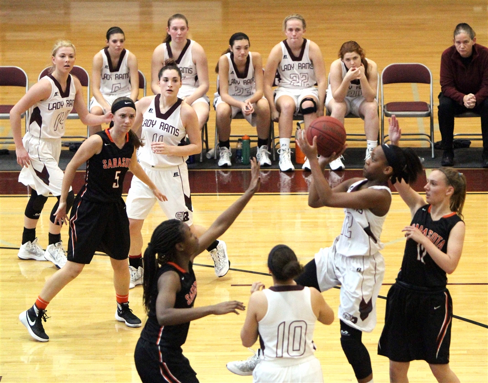 Girls basketball Sarasota vs. Riverview Photo Galleries