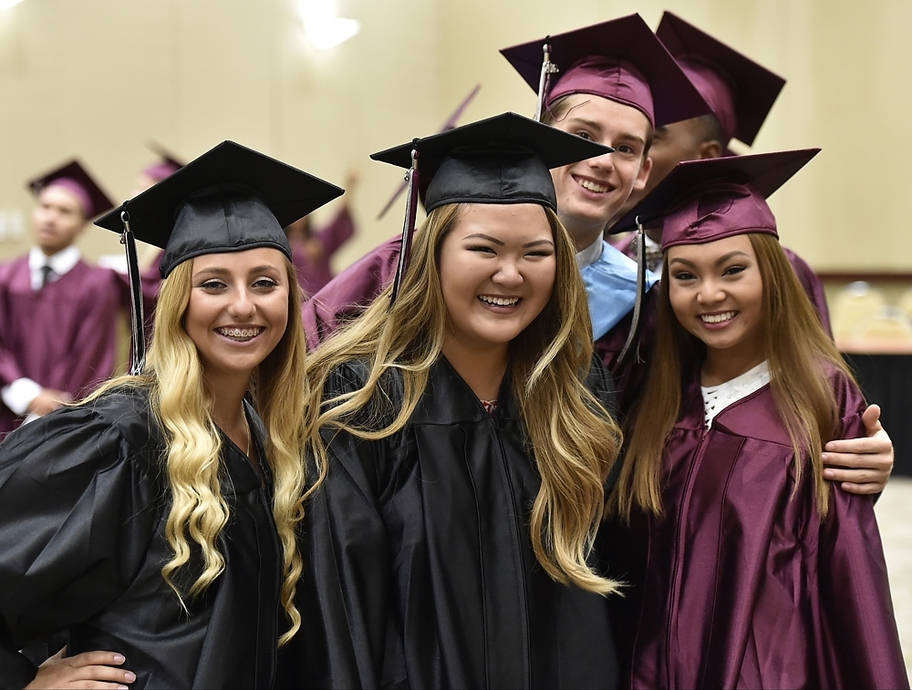 Braden River High School Commencement 2016 Photo Galleries